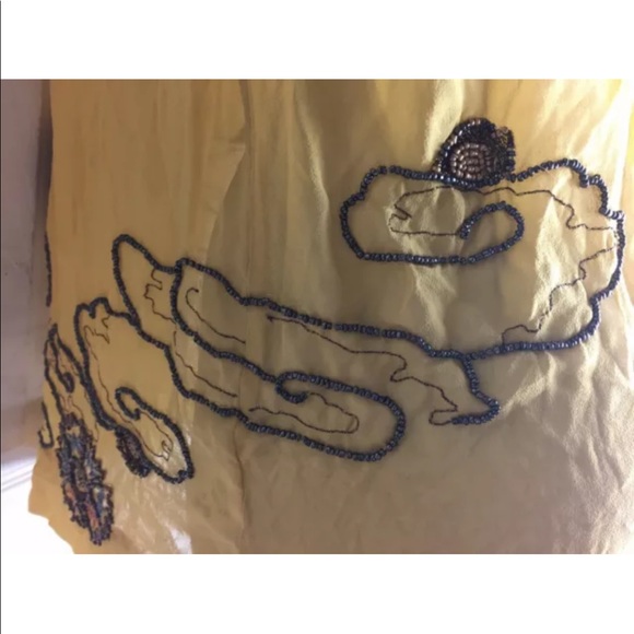 New $148 French Connection Silk Blouse Size 4 -Floral Beaded (no pink stains) - Picture 8 of 12